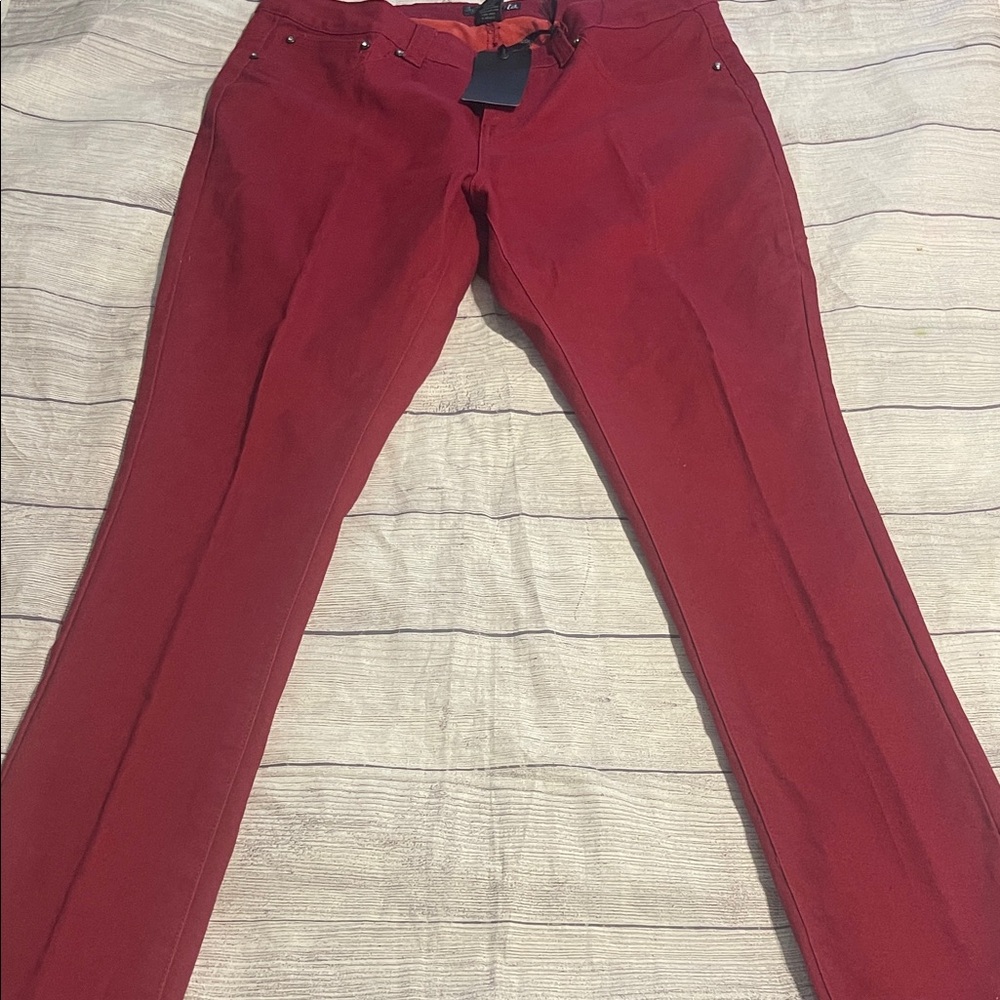New Women’s burgundy corduroy jeans 18 curvy